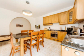 Central 3 Bedroom Entire Apartment Msida